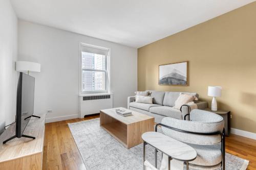 Chelsea Apartment | 1BR w Gym nr Chelsea Mkt Meatpacking NYC-18