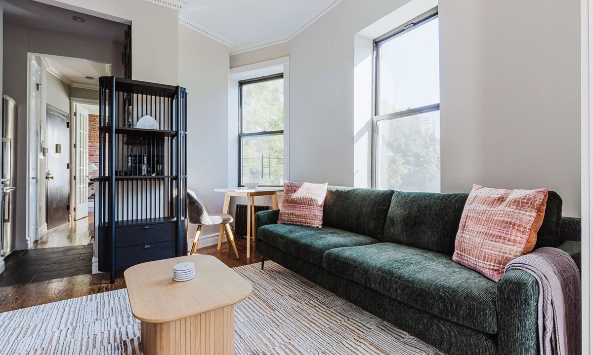 Alphabet City Apartment | Blueground | East Village, AC, w/d, nr Tompkins Sq