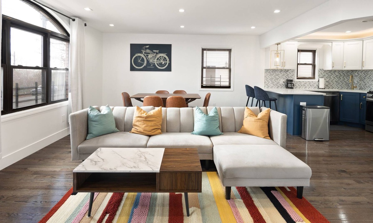 Queens House | Brand New Luxurious 6 Bed 4 Bath NYC near JFK!