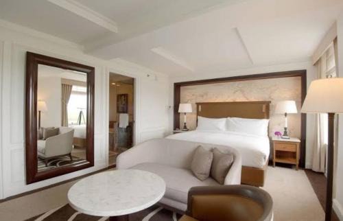 Uptown Apartment | Central Park Luxury