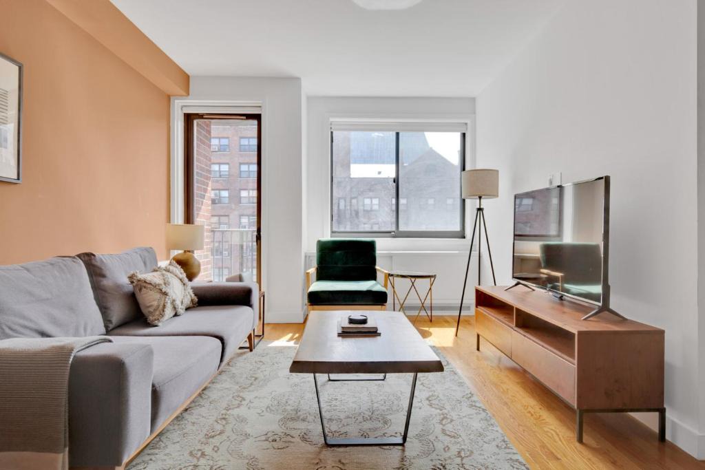 Midtown South Apartment | Chelsea 1BR w Balcony Doorman Gym NYC-158