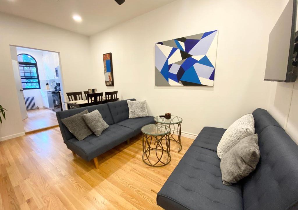 Queens Apartment | Family Friendly Apartment near Bushwick and Williamsburg