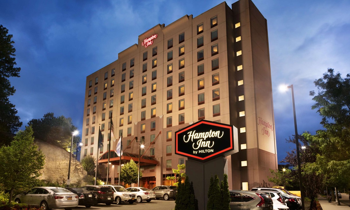 Queens Hotel | Hampton Inn New York - LaGuardia Airport