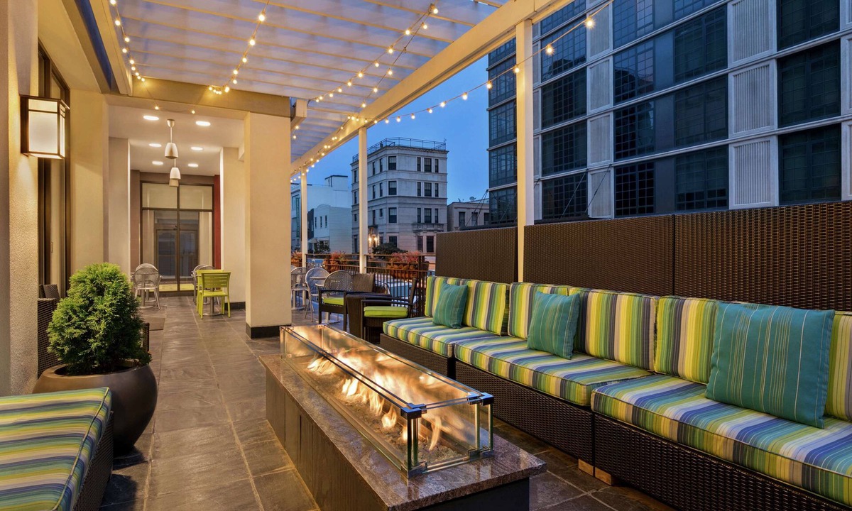 Queens Hotel | Home2 Suites by Hilton NY Long Island City/Manhattan View