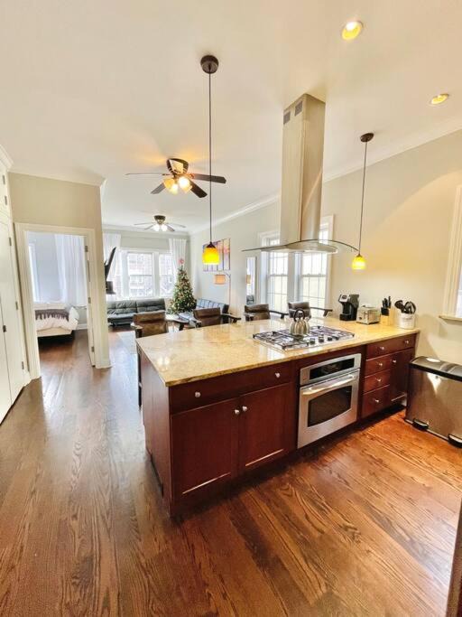 Queens Apartment | HUGE & BEAUTIFUL 3-Bed apt Queens NYC.A Hidden Gem !!