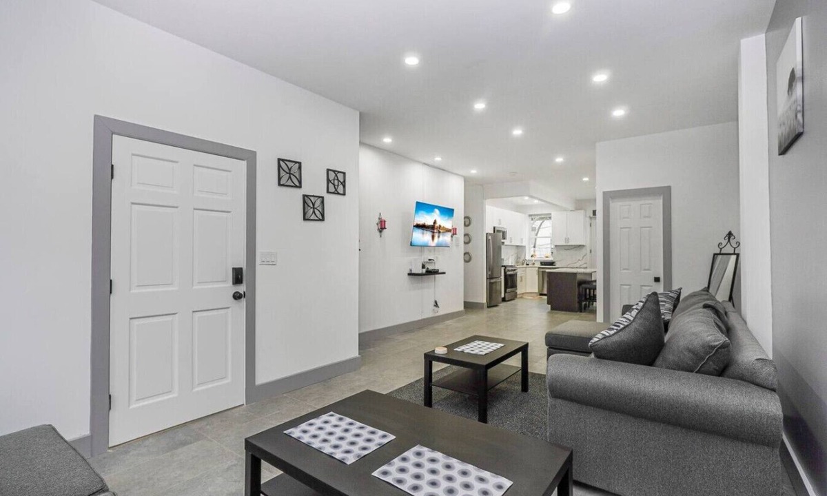 Bedford-Stuyvesant Apartment | Luxury 3BE/3BA Duplex in Brooklyn/Few min to NYC