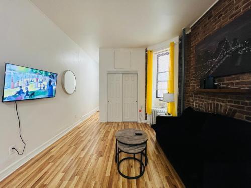 Midtown West Apartment | Manhattan Central at Times Square