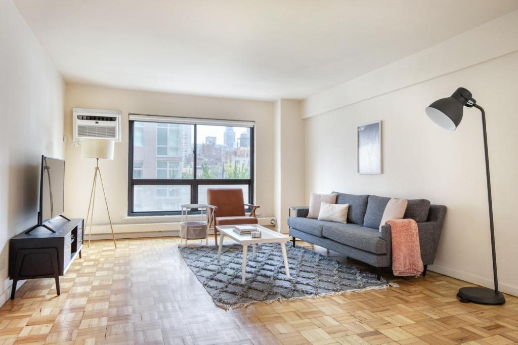 Turtle Bay Apartment | Midtown E 2BR w WD nr Central Park NYC-531