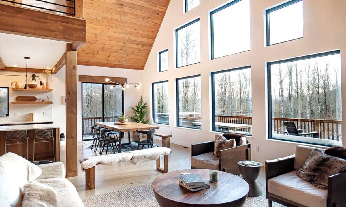 Windham Cabin | NEW Modern Cabin | 8 Mins From Skiing | Hot Tub