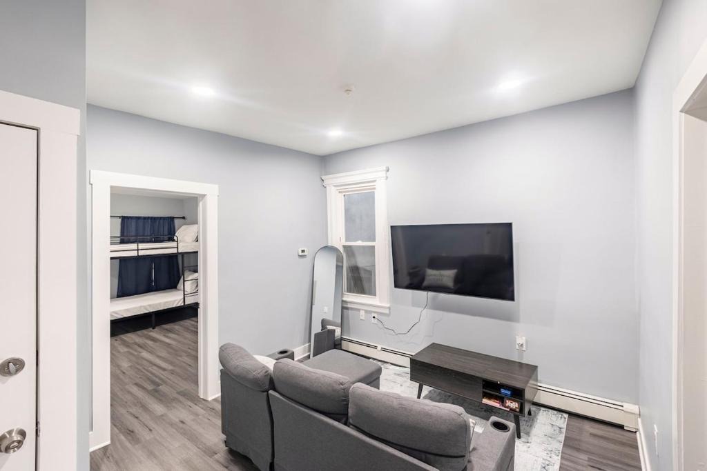 West New York Apartment | Prime Location Explore NYC