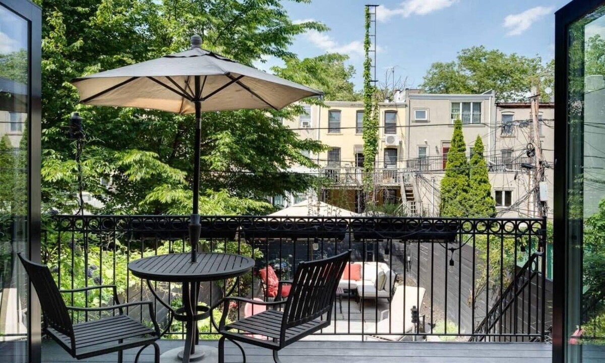 Gowanus House | Prospect Lane by RoveTravel | Chic TH w/Patio