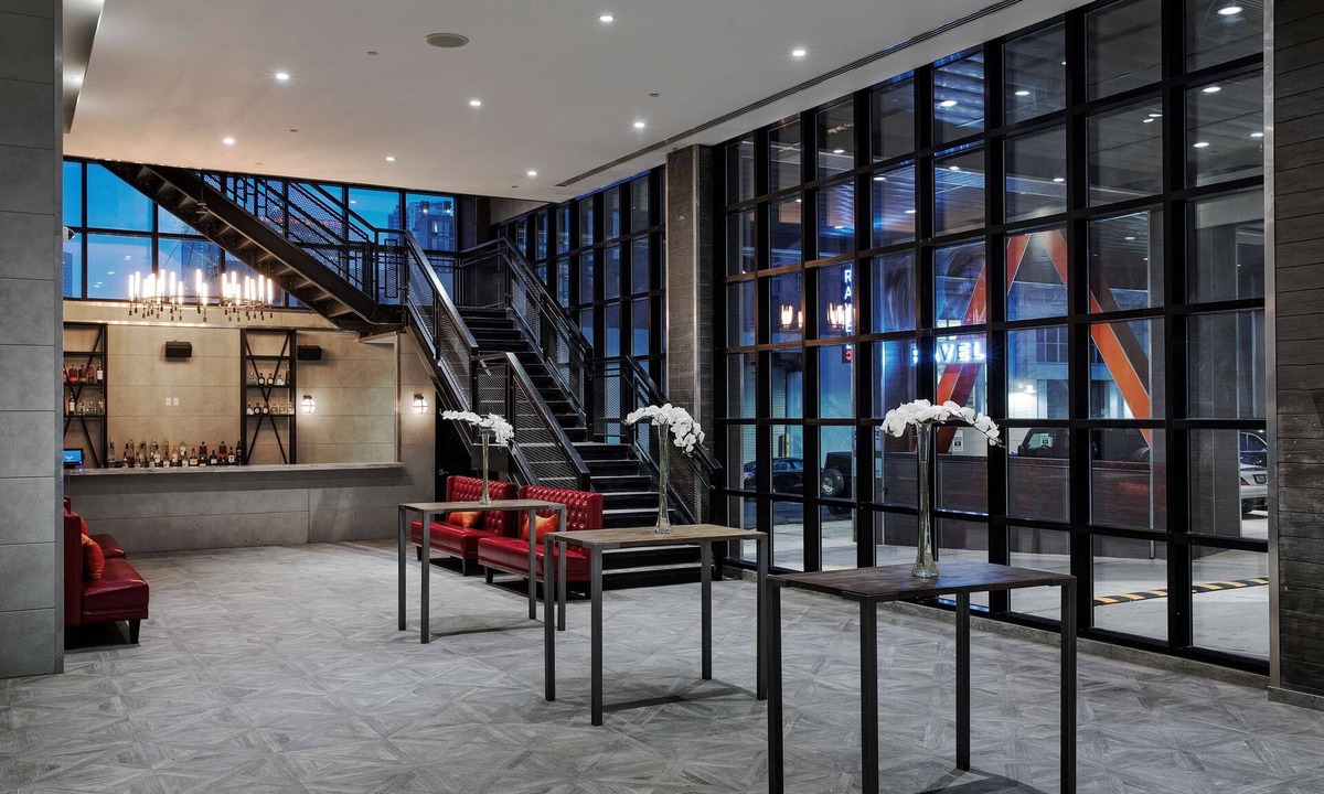 Hunters Point Hotel | Ravel Hotel Trademark Collection by Wyndham