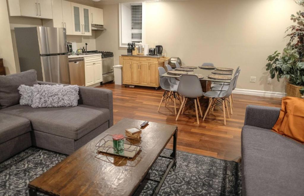 Manhattan Valley Apartment | Spacious 4br2ba Apt Wprivate Outdoor Space Uws