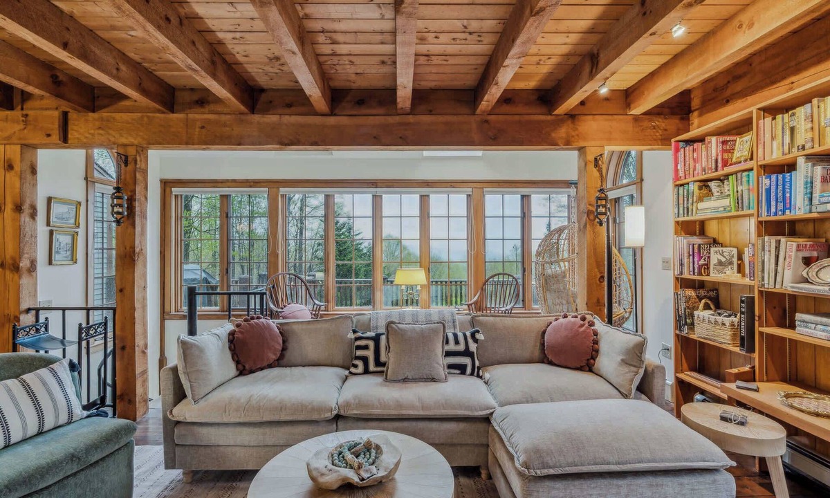 Barnard House | Sugarhouse Hideaway Cabin with Mountain Views