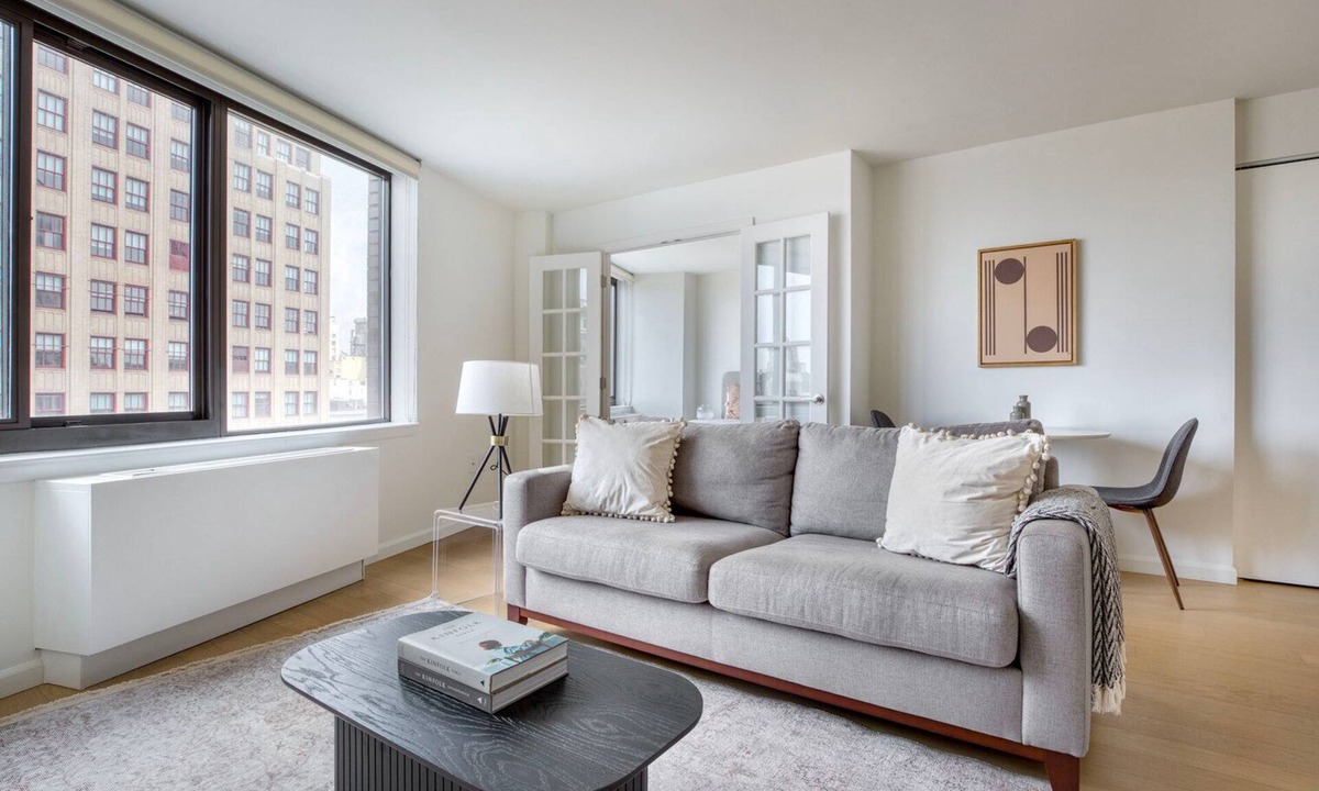 Union Square Apartment | Superb Flatiron 1BR w/Gym, Elevator & Doorman, nr Trains, by Blueground