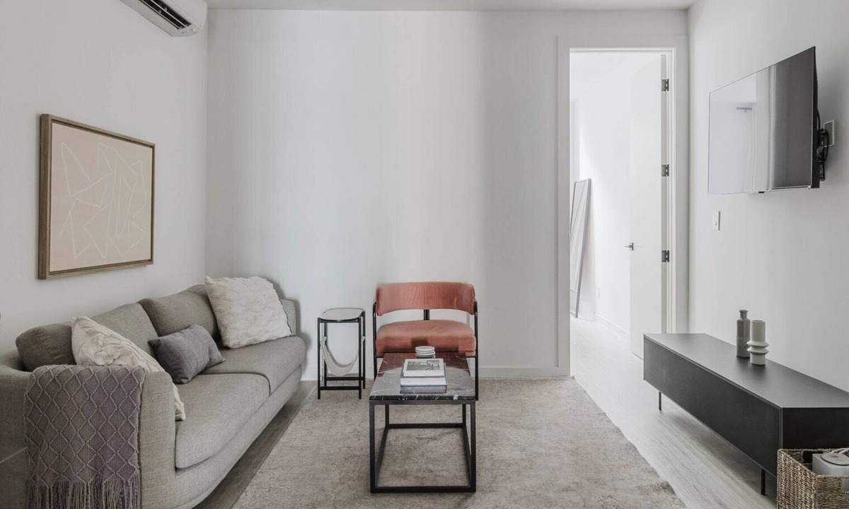 Williamsburg Apartment | Tasteful Williamsburg 2BR w/W/D & A/C, nr McCarren Park, by Blueground