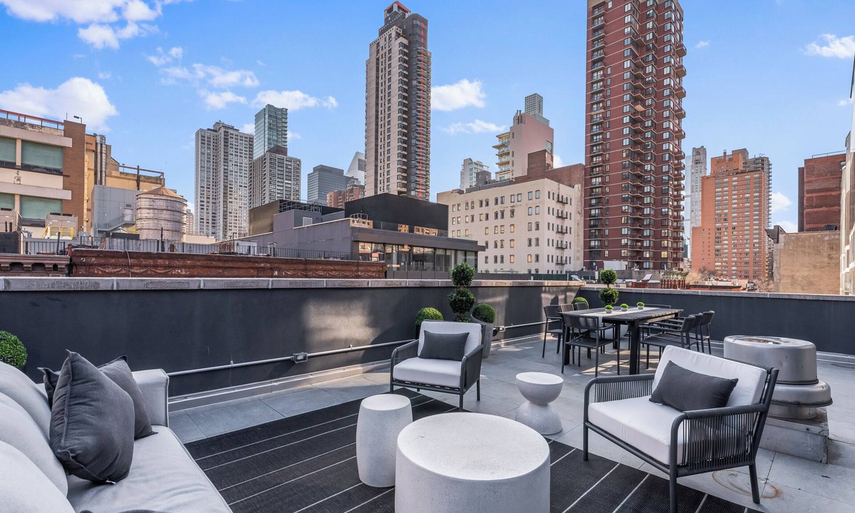 Central Park South Apartment | The Maison Bella
