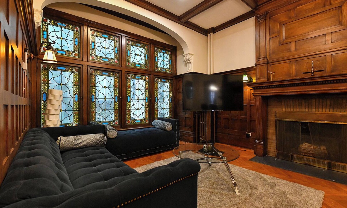Central Park West Apartment | The Maison Gatsby Apartment : 3 Bedroom 2 Bathroom