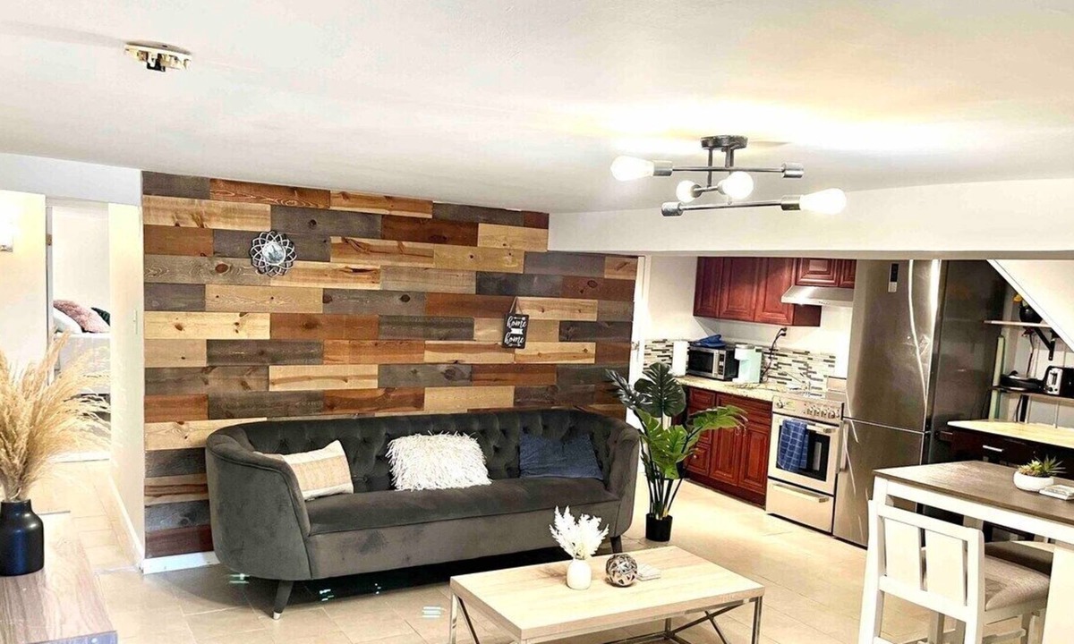 Williamsbridge Apartment | This apartment is a 2 bedroom(s), 1 bathrooms, located in The Bronx, NY.