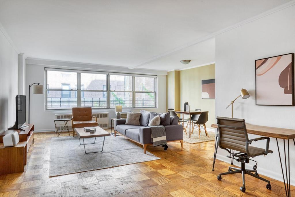 Upper West Side Apartment | UWS 1BR w Gym Walk to Central Park NYC-165