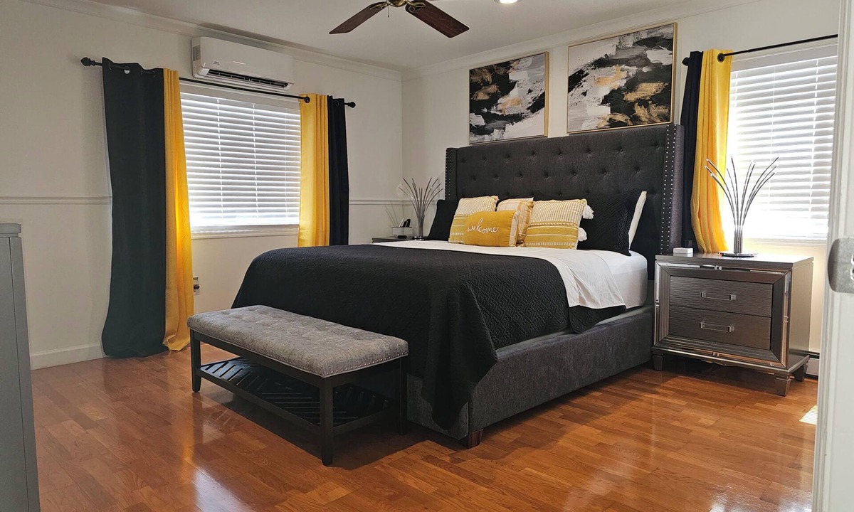 South Jamaica House | XL 5⭐ NEAR JFK 5 MINS, AC, PVT PARK, MODERN, NEAR NYC HUBS, MALLS, QUIET, SAFE