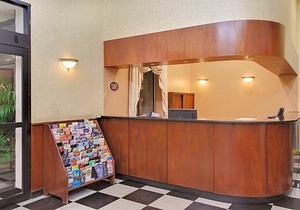 La Quinta Inn by Wyndham Queens (New York City)
