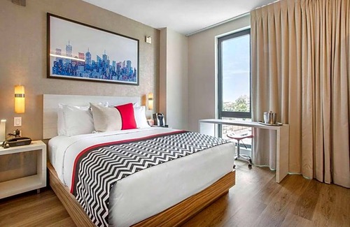 Brooklyn Hotel | 2-Star Hotel ∙ Insignia Hotel, Ascend Hotel Collection