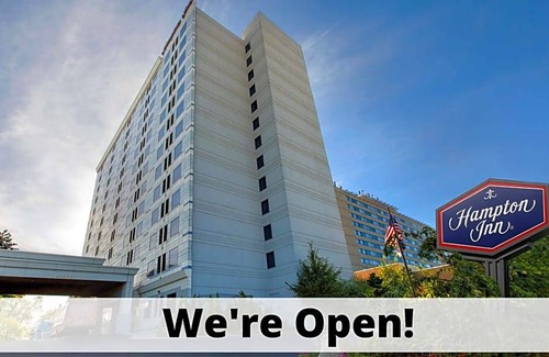 Queens Hotel | 3-Star Hotel ∙ Hampton Inn NY-JFK