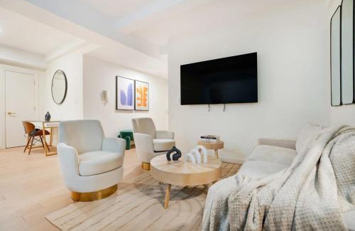 Turtle Bay Apartment | 52-3DE Newly renovated 2BR BTH Midtown East