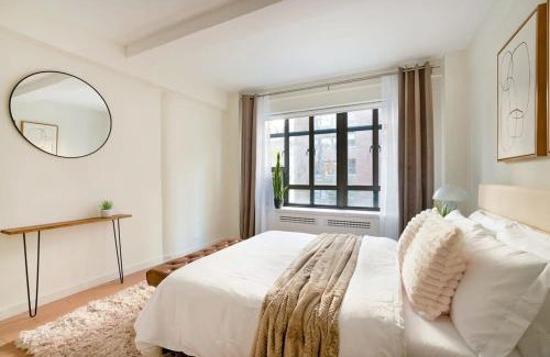 Turtle Bay Apartment | 52-3DE Newly renovated 2BR BTH Midtown East