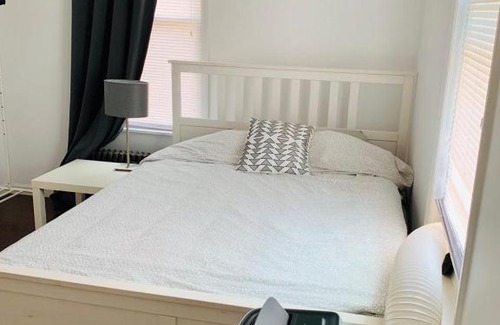 Bath Beach Apartment | Amazing private room in 3 bedroom Brooklyn