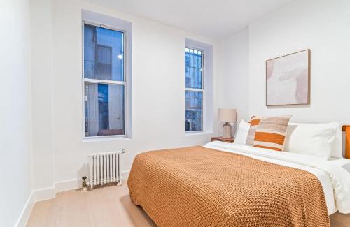 Ukrainian Village Apartment | Astonishing 3BR 2bath Apt