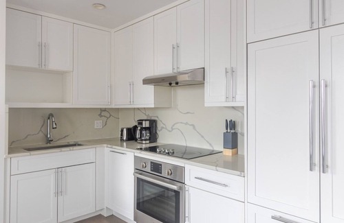 Bloomingdale Apartment | Blueground | Bloomingdale, fitness center, nr Central Park