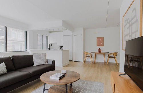Chelsea Apartment | Blueground | Chelsea, AC, gym & bbq, nr High Line