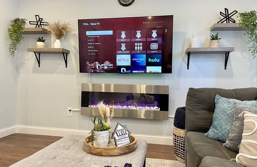Queens House | Cheer-Full 3bedroom House/n Casino
