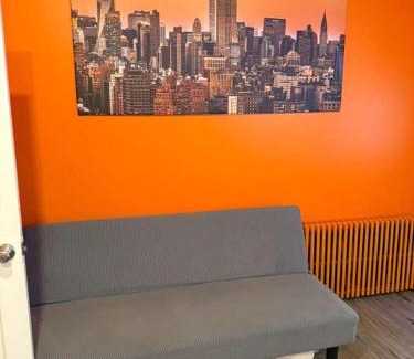 Queens Apartment | Cozy Apartments Woodside near Manhattan