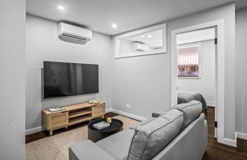 Ukrainian Village Apartment | Cozy Corner 2 Bd 1 Bath