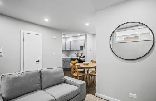 Ukrainian Village Apartment | Cozy Corner 2 Bd 1 Bath