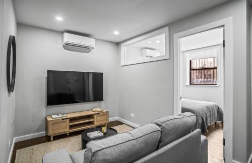 Ukrainian Village Apartment | Cozy Corner 2 Bd 1 Bath
