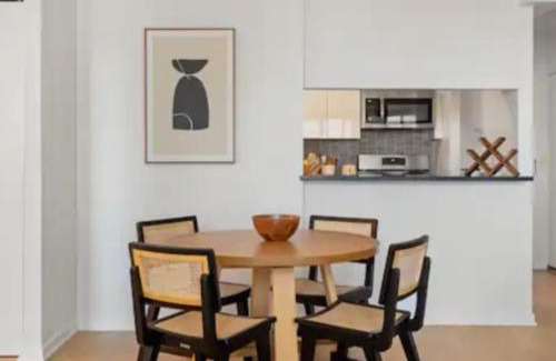 Lincoln Square Apartment | Family Apartment in Excellent Sector of New York