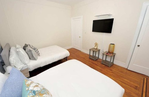 Upper East Side Apartment | Fantastic 2BR No Living Room Upper East Side