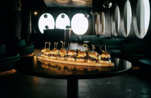 Lower East Side Hotel | Hotel Indigo Lower East Side New York by IHG