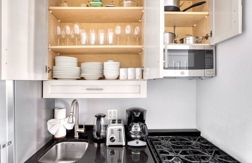Ukrainian Village Apartment | Lovely East Village 2BR, near Union Square, by Blueground