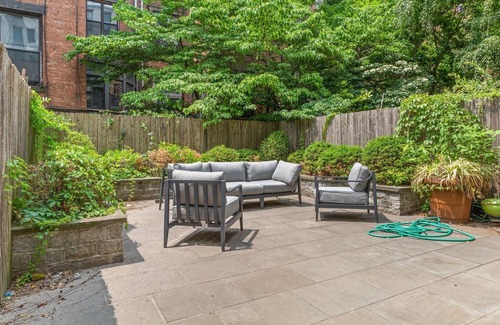 Central Park West Apartment | Modern 2,500 SF Triplex on UWS Park Block with 3/4BR & 3BTH w/Outdoor Space