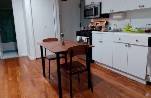 Upper Manhattan Apartment | New York City Room
