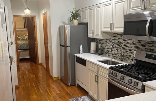 Harlem Apartment | Newley Renovated 1 Bedroom in Central Harlem