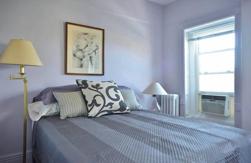 Park Slope Apartment | Newly Renovated Studio Apartment in Park Slope, Brooklyn