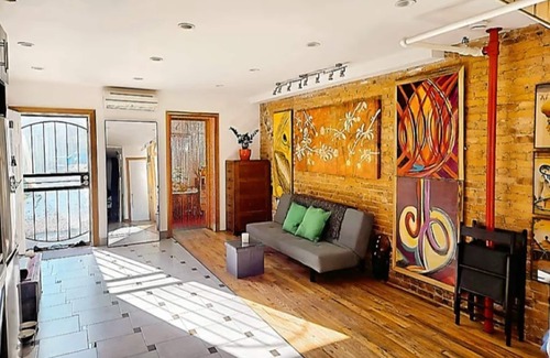 Bedford-Stuyvesant Apartment | Stunning Brownstone Garden Floor Open Loft-Style 1-Bedroom Flat Apartment