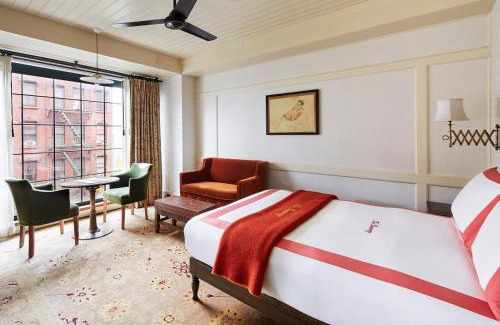 Ukrainian Village Hotel | The Bowery Hotel
