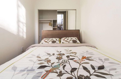 Ukrainian Village Apartment | Union Square - Four Bedroom Condo-Hotel Suite